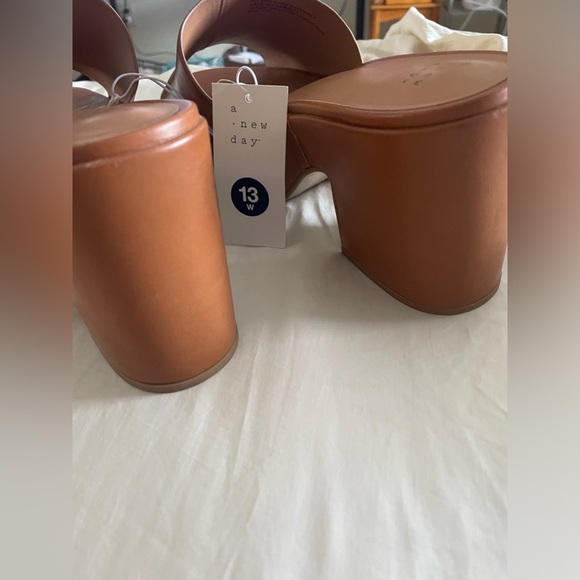 NWT-4 Inch Brown A NEW DAY HEELS⭐️ - Picture 5 of 8